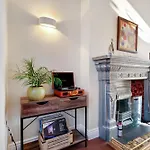 Stunning Edwardian 6-Bedroom Family Home In Muswell Hill