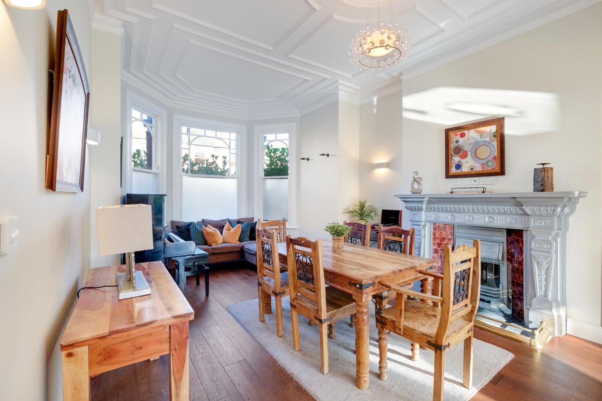 Stunning Edwardian 6-bedroom Family In Muswell Hill *