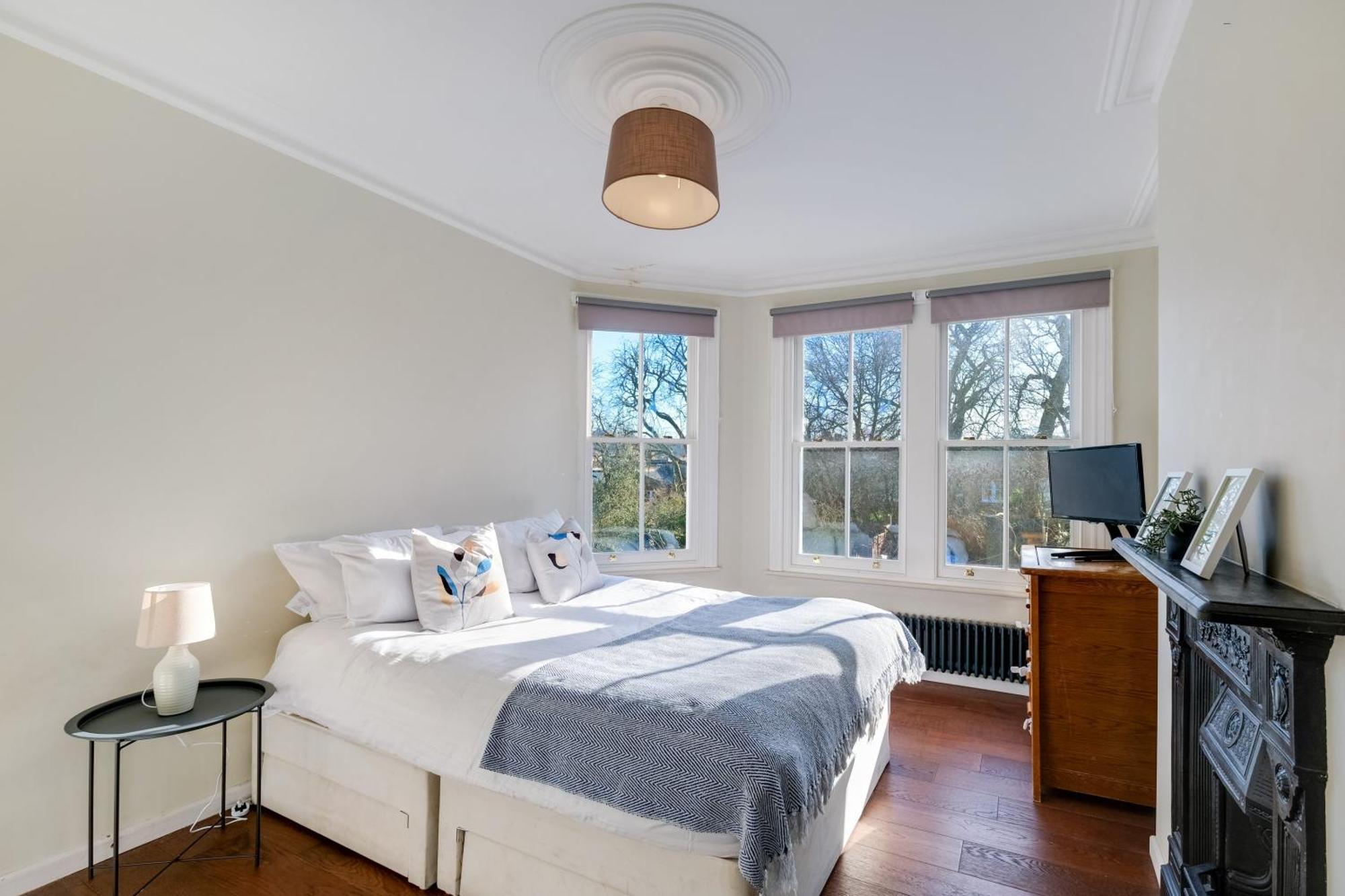 Stunning Edwardian 6-bedroom Family In Muswell Hill
