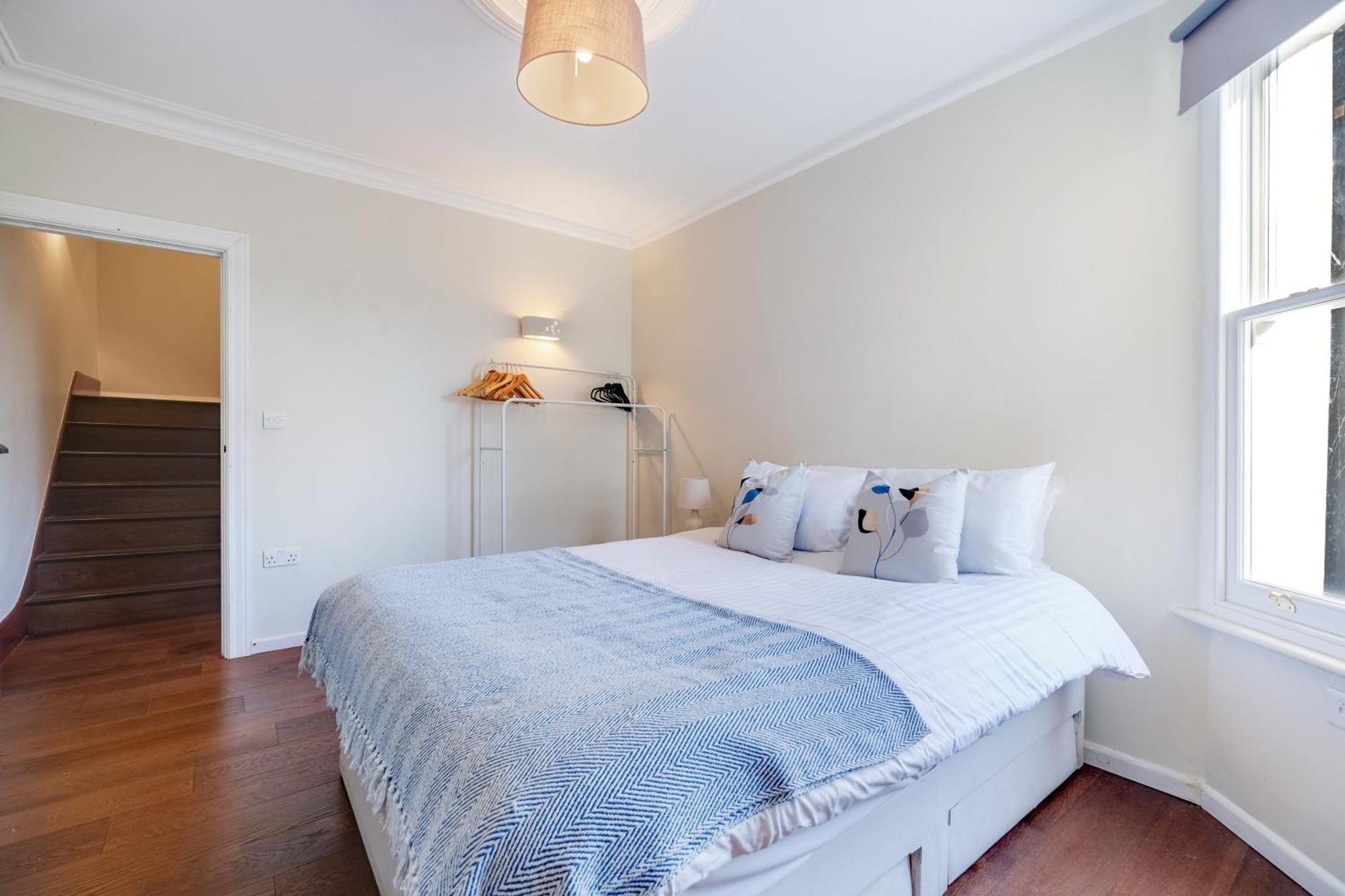 Stunning Edwardian 6-bedroom Family In Muswell Hill *